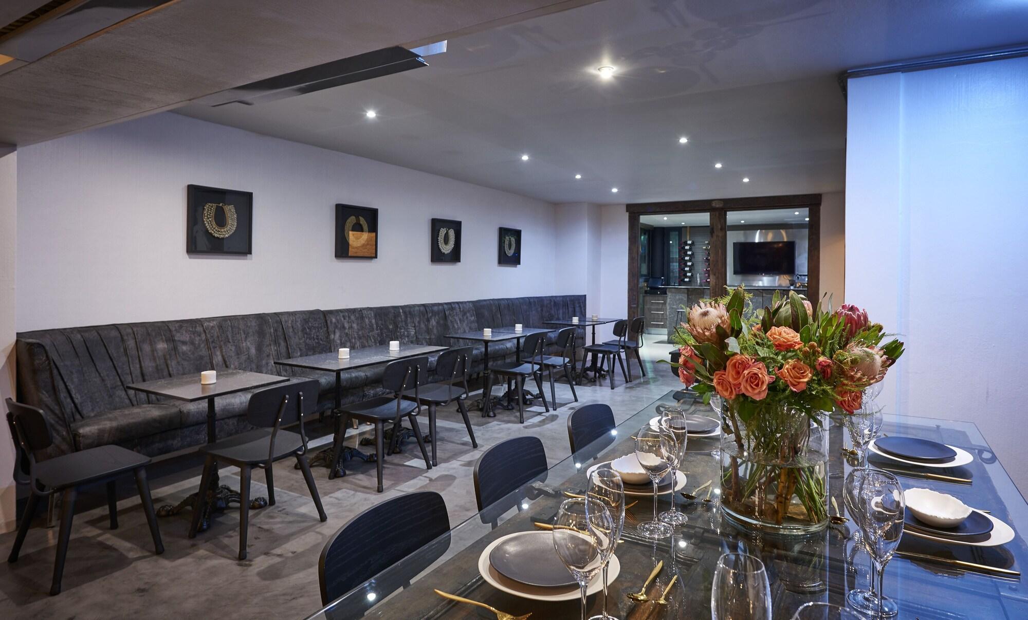 Dynasty Forest Sandown Self Catering Hotel 요하네스버그 외부 사진
