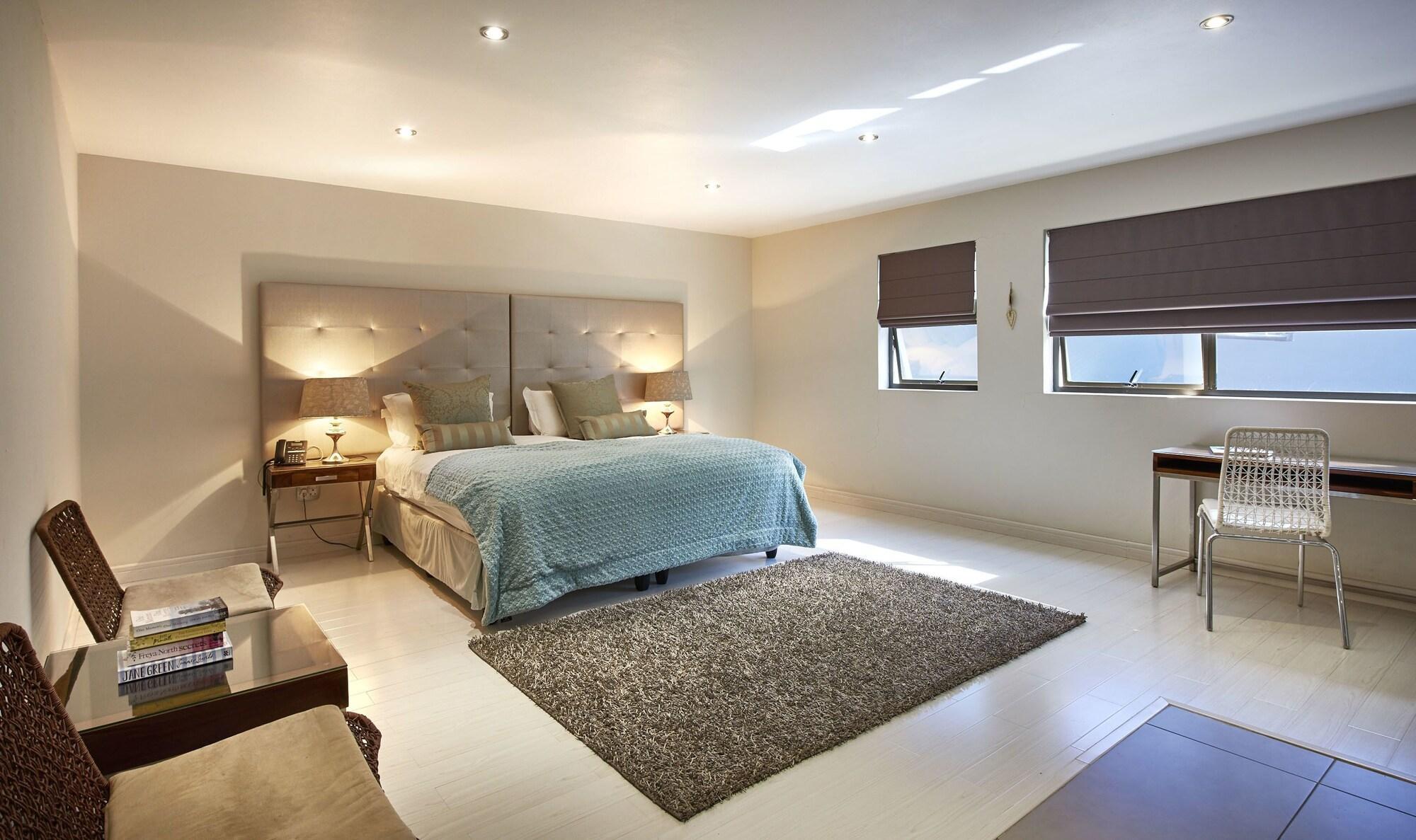 Dynasty Forest Sandown Self Catering Hotel 요하네스버그 외부 사진